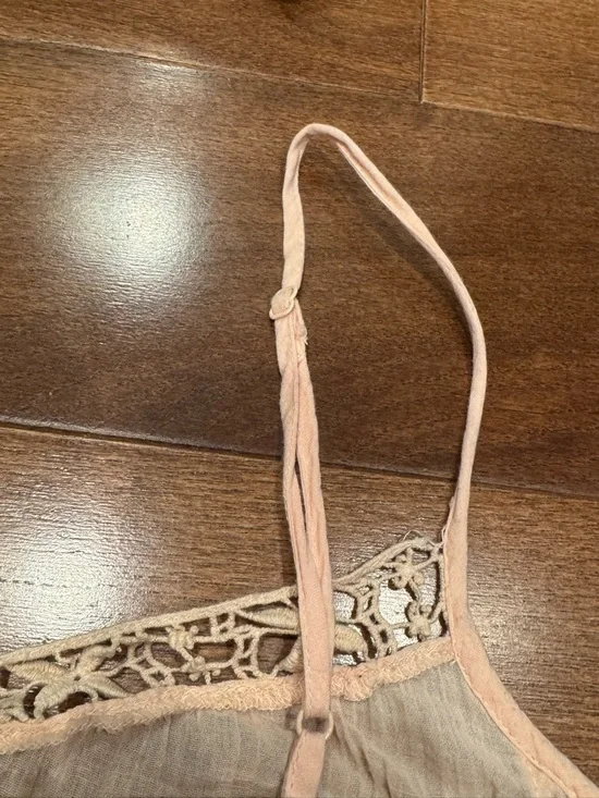 AMERICAN EAGLE Pale Pink Lace-Trim Camisole - Picture 5 of 11